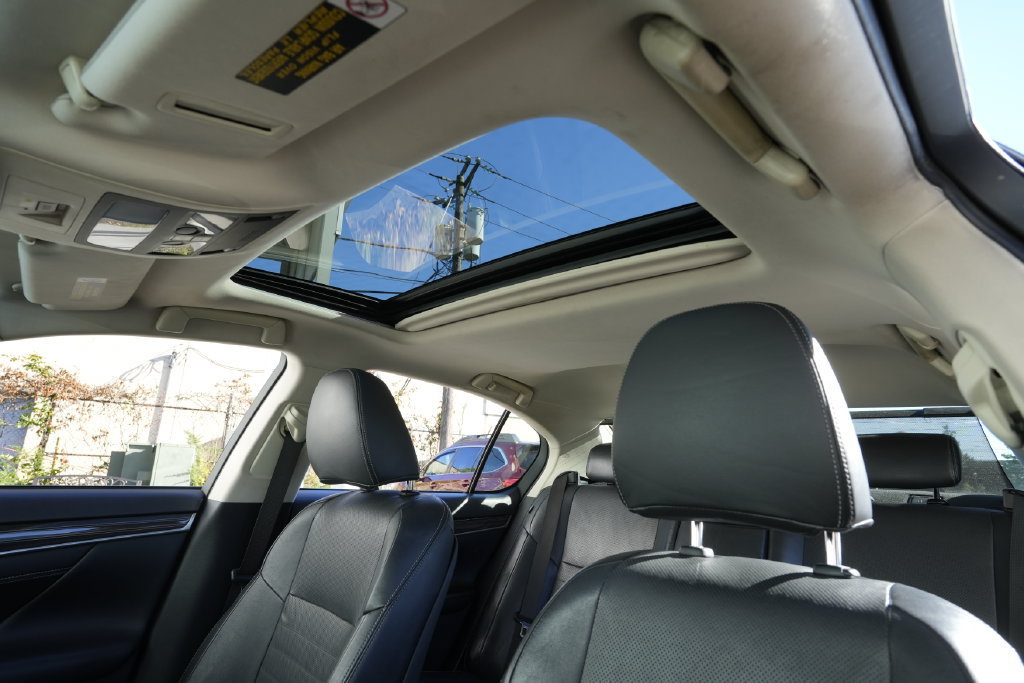 Used 2020 Lexus GS 350 AWD w/ Premium Package image 21