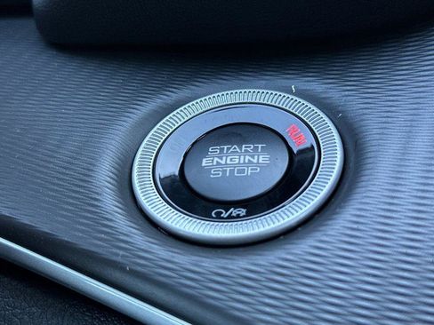 New 2025 Jeep Grand Cherokee Altitude image 22