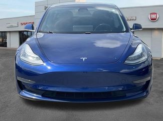 Used 2020 Tesla Model 3 Standard Range Plus RWD video 2