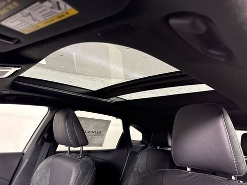 New 2026 Lexus RX 450h AWD image 17