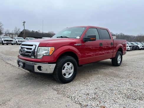 Used 2010 Ford F150 XLT image 4