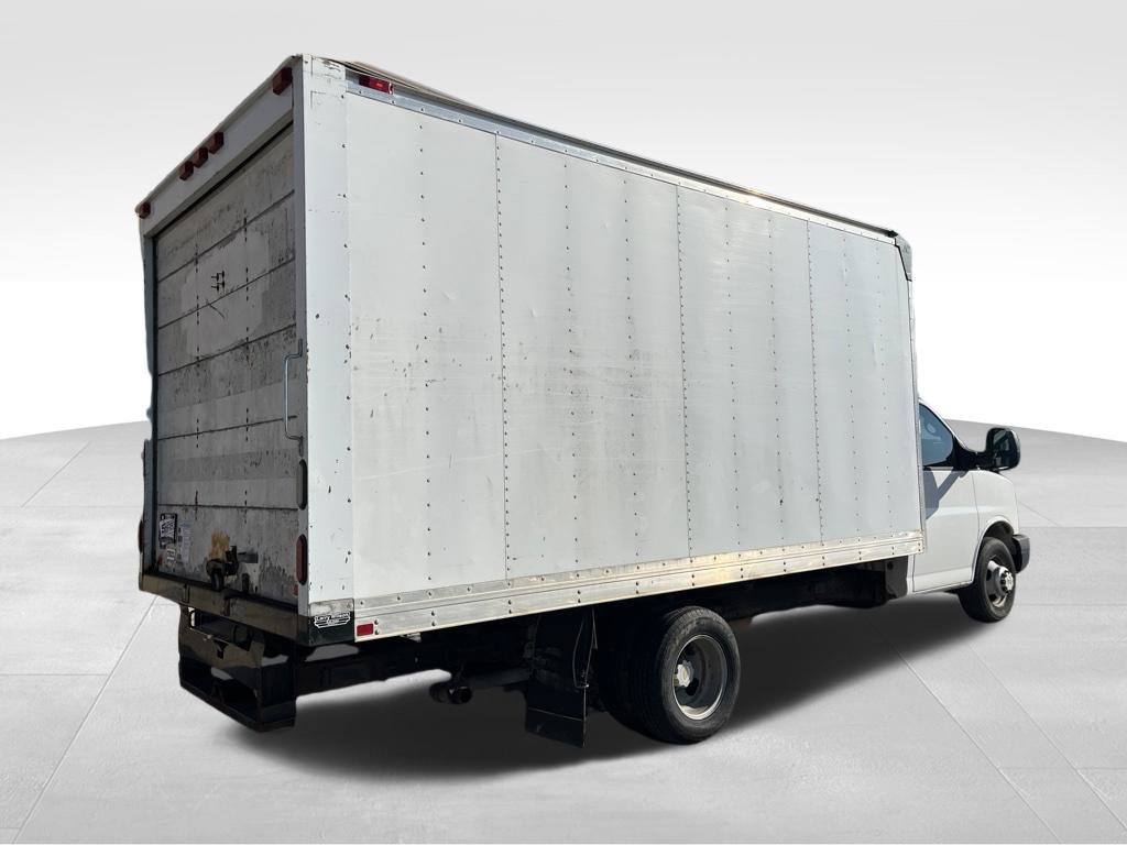 Used 2014 Chevrolet Express 3500 Extended RWD image 5