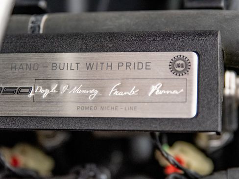 Used 2016 Ford Mustang Shelby GT350 w/ Technology Package image 33