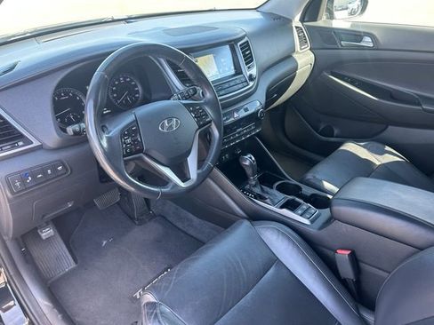 Used 2016 Hyundai Tucson Limited w/ Option Group 03 AWD/4WD image 26