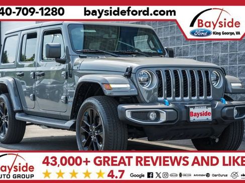 Used 2023 Jeep Wrangler Unlimited Sahara w/ Cold Weather Group AWD/4WD image 1