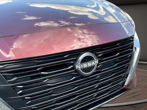 Used 2025 Nissan Altima 2.5 SV FWD image 35