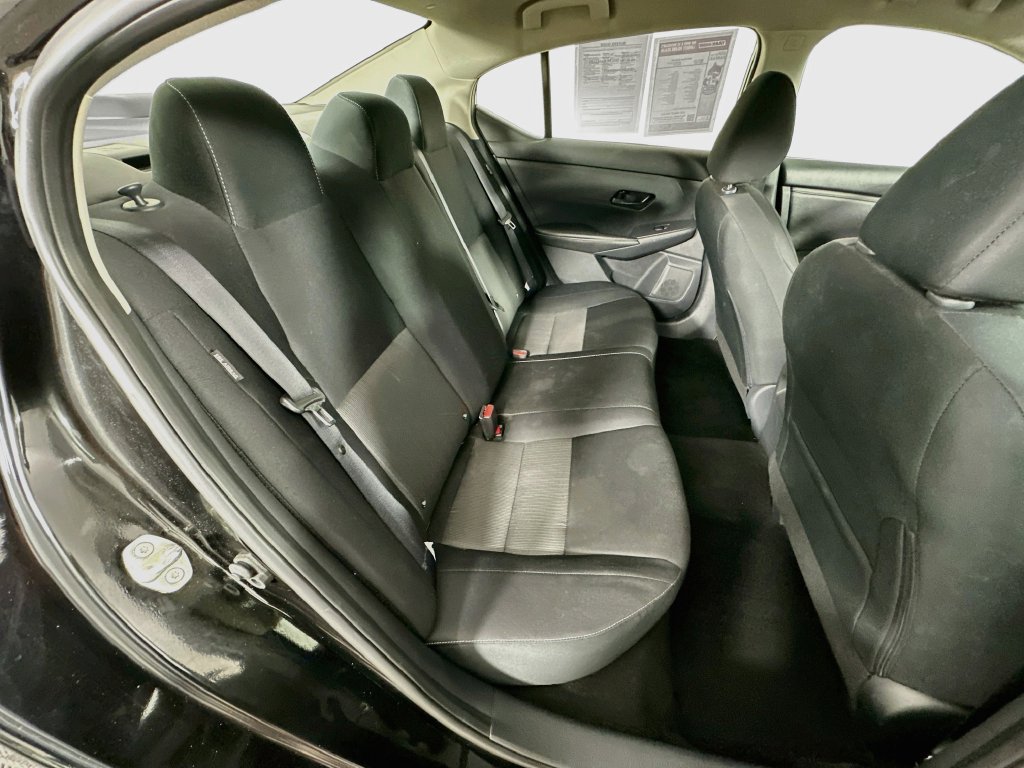 Used 2025 Nissan Sentra SV FWD image 32