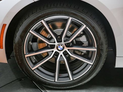 Used 2019 BMW 330i Sedan w/ Convenience Package RWD image 10