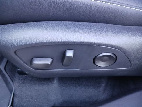 New 2026 Chevrolet Traverse LT image 31