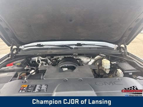 Used 2015 GMC Yukon XL SLT image 10