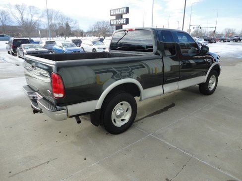 Used 2001 Ford F150 XLT image 12