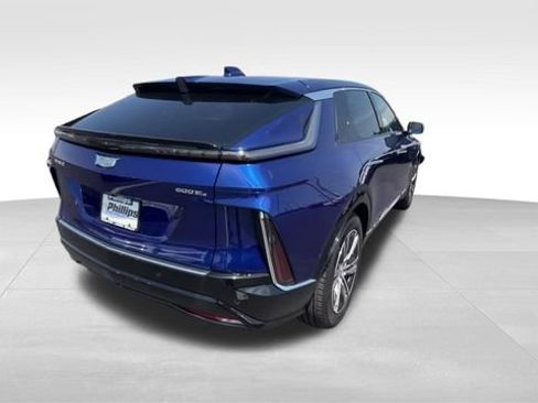 Certified 2024 Cadillac Lyriq Luxury w/ LPO, Floor Liner Package AWD/4WD image 7