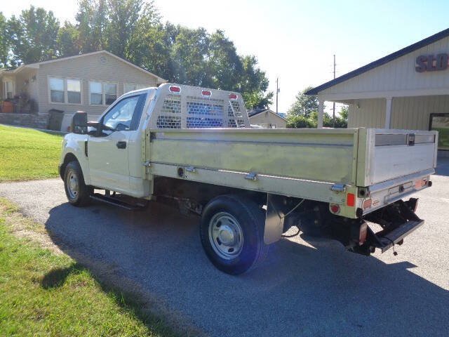 Used 2019 Ford F250 XL RWD image 3