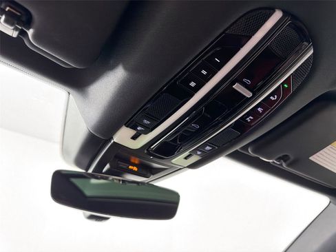 Certified 2023 Porsche Cayenne Platinum Edition AWD/4WD image 25