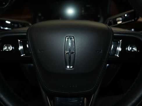 Used 2020 Lincoln Aviator Reserve w/ Equipment Group 202A AWD/4WD image 12