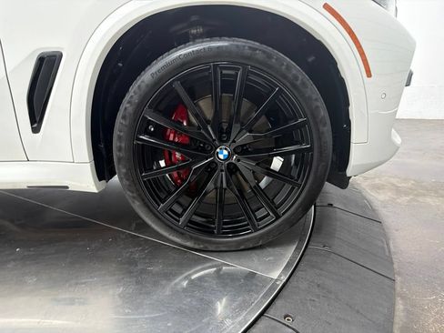 Used 2021 BMW X5 M50i w/ Executive Package AWD/4WD image 9