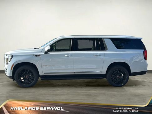 New 2026 GMC Yukon XL Denali image 3