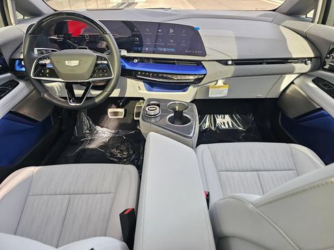 New 2026 Cadillac Optiq Sport 2 AWD/4WD image 17