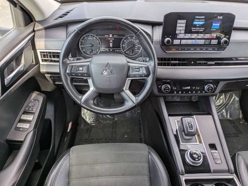 Used 2024 Mitsubishi Outlander SE AWD/4WD image 17