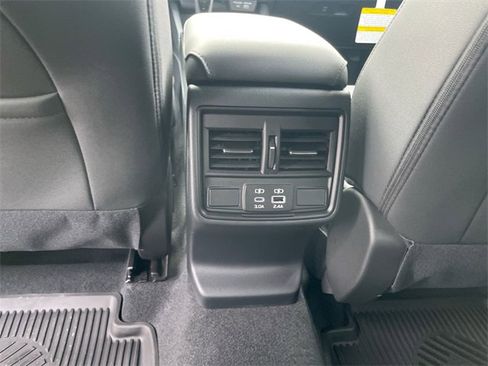 New 2026 Subaru Outback Premium image 13