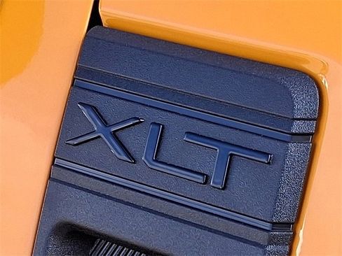 New 2026 Ford Maverick XLT w/ Equipment Group 301A image 18