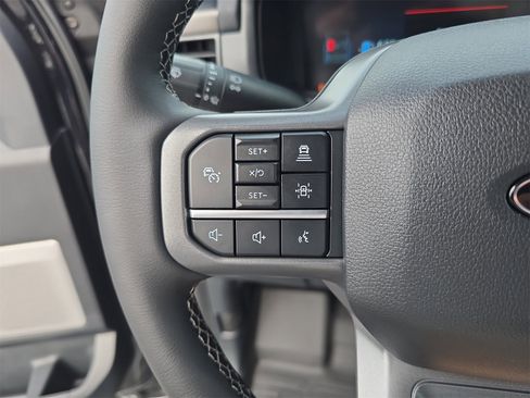 New 2025 Ford F150 Lariat w/ Equipment Group 502A High image 22