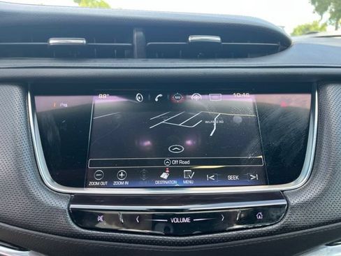 Used 2017 Cadillac XT5 Luxury w/ Driver Awareness Package AWD/4WD image 27