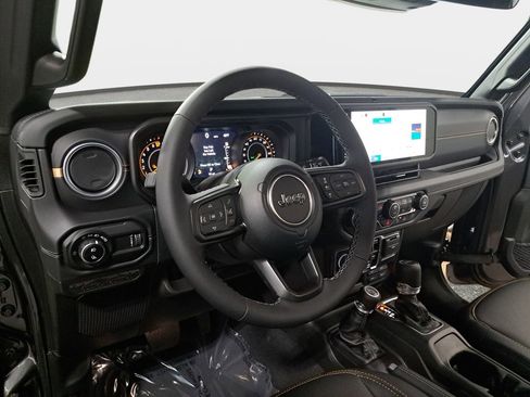 New 2026 Jeep Gladiator Sport AWD/4WD image 15