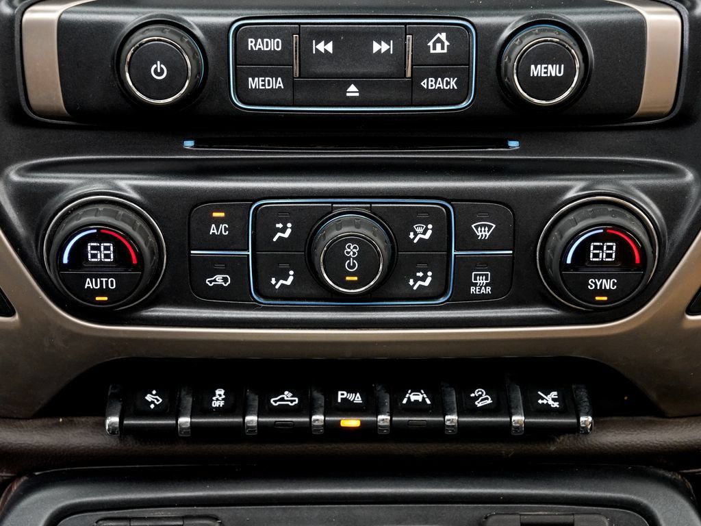 Used 2018 GMC Sierra 1500 Denali AWD/4WD image 19
