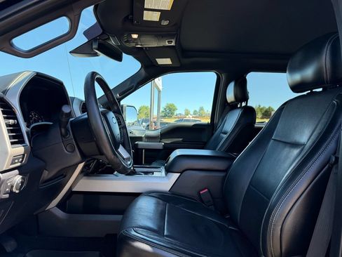 Used 2017 Ford F150 Lariat w/ Equipment Group 502A Luxury AWD/4WD image 16
