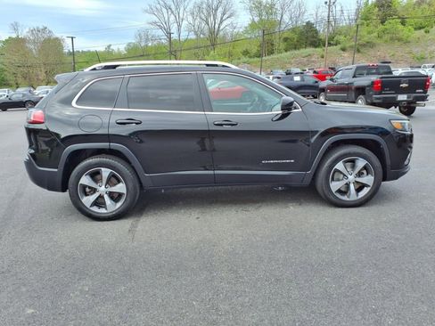 Used 2020 Jeep Cherokee Limited image 8