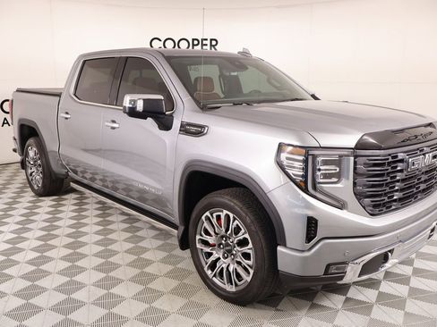 Used 2026 GMC Sierra 1500 Denali Ultimate image 1
