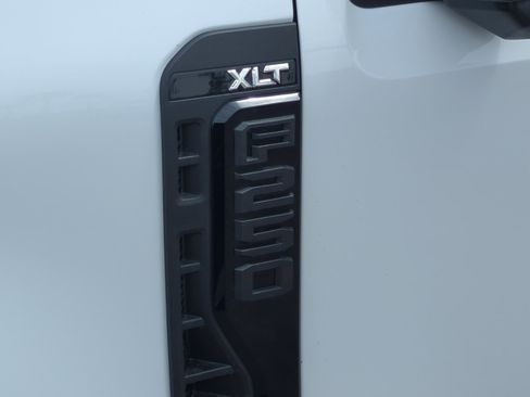 New 2025 Ford F250 XLT w/ Black Appearance Package image 24