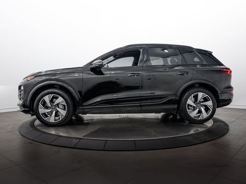 Certified 2025 Audi Q6 e-tron Premium Plus w/ Premium Plus AWD/4WD image 6