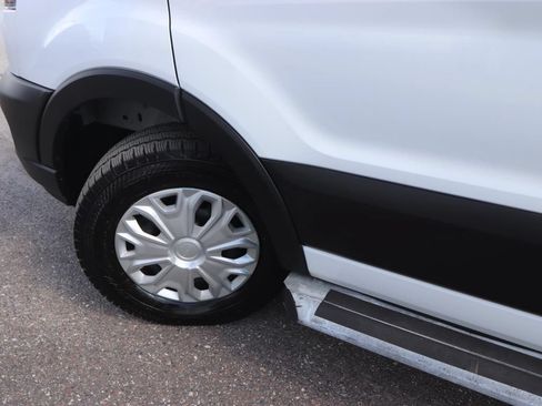 Used 2025 Ford Transit 250 Low Roof w/ Exterior Upgrade Package RWD image 3