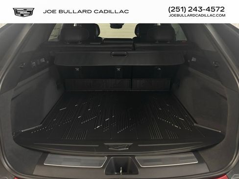 New 2026 Cadillac Lyriq V w/ LPO, Floor Liner Package AWD/4WD image 21