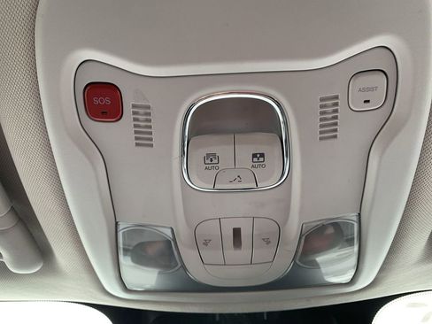 Used 2021 Jeep Renegade Trailhawk w/ Sun & Sound Group image 25