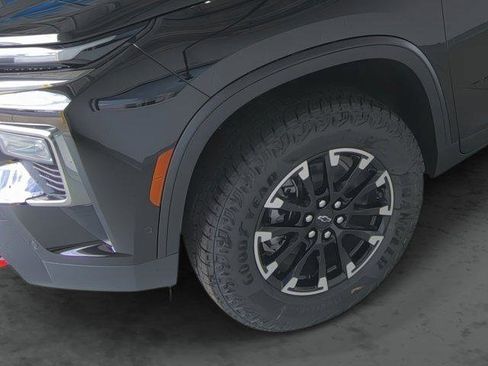New 2026 Chevrolet Traverse Z71 w/ Enhanced Driving Package AWD/4WD image 7