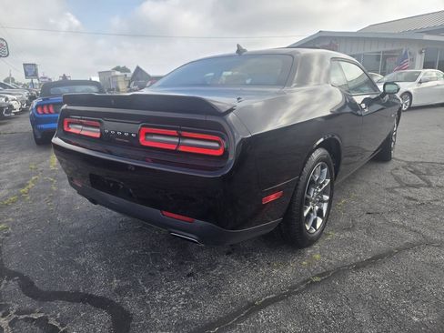 Used 2017 Dodge Challenger GT w/ Driver Convenience Group AWD/4WD image 6