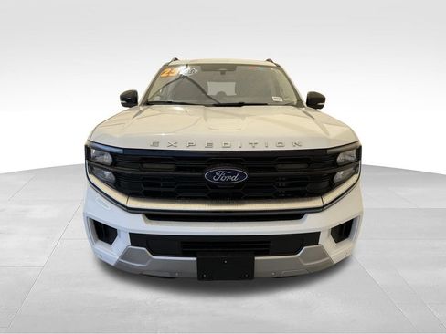Used 2025 Ford Expedition Max Platinum AWD/4WD image 10