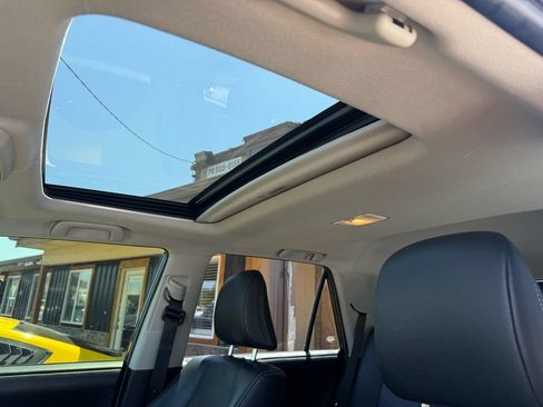 Used 2019 Toyota 4Runner Limited AWD/4WD image 35