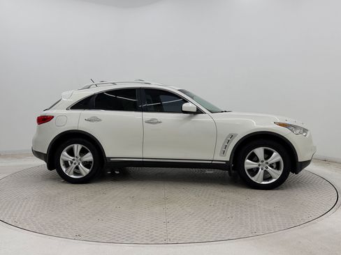Used 2011 INFINITI FX35 AWD w/ Premium Pkg image 8