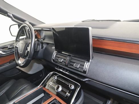 Used 2024 Lincoln Navigator L Reserve image 47