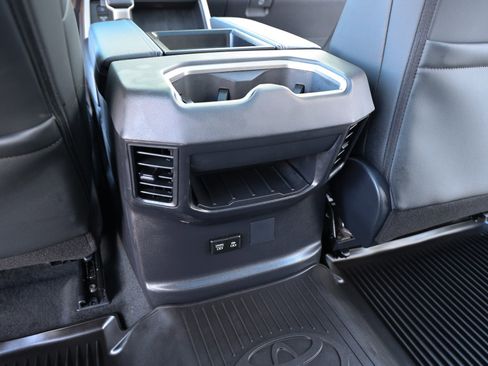 Used 2025 Toyota Tundra Limited image 40