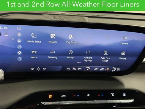 Certified 2025 Buick Enclave Avenir w/ Super Cruise Package AWD/4WD image 40