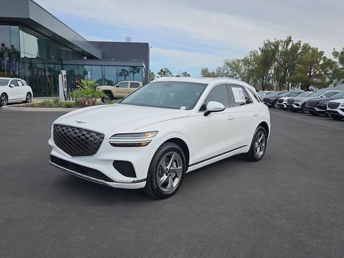 Certified 2026 Genesis GV70 2.5T Select AWD/4WD image 4