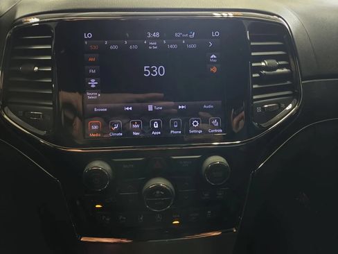 Used 2020 Jeep Grand Cherokee High Altitude AWD/4WD image 19