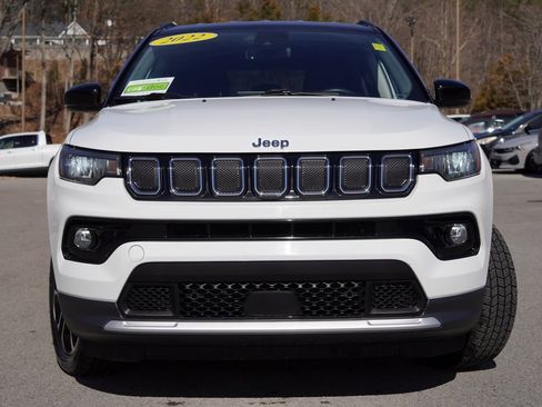 Used 2022 Jeep Compass Limited image 4