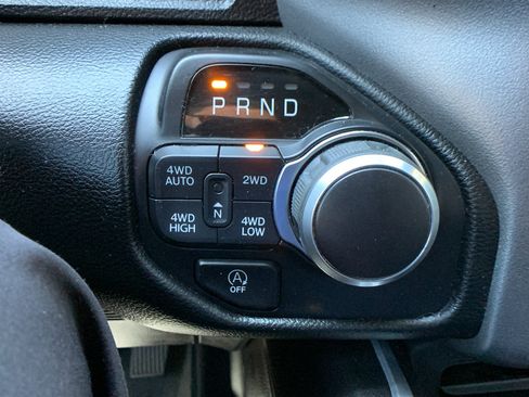 Used 2020 RAM 1500 Big Horn AWD/4WD image 17