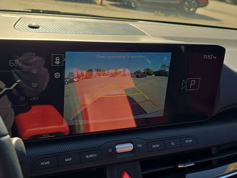 New 2025 Kia K4 GT-Line w/ GT-Line Premium Package FWD image 26